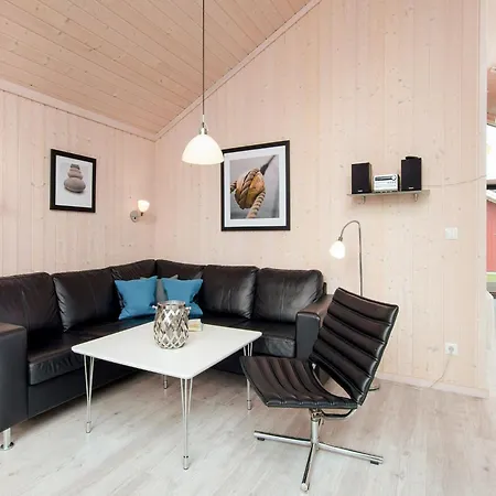 Nordic Wellness Fuer 6 Personen Casa de Férias