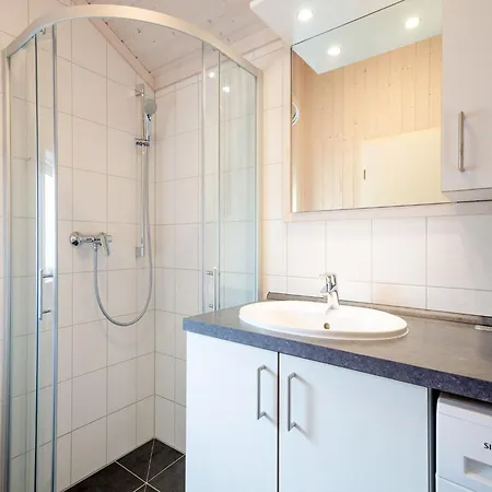 Nordic Wellness Fuer 6 Personen *